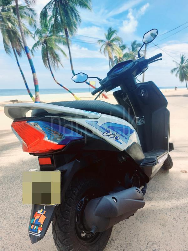 Advertisement image 4