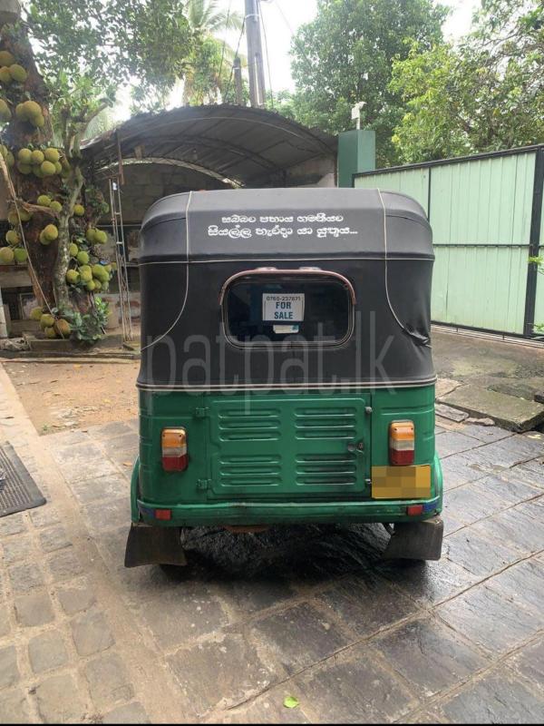 Bajaj 2 stroke 2005 - பயன்படுத்தப்பட்டது முச்சக்கர வண்டி sale in Sri Lanka - patpat.lk