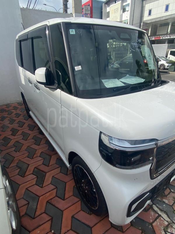 Advertisement image 3