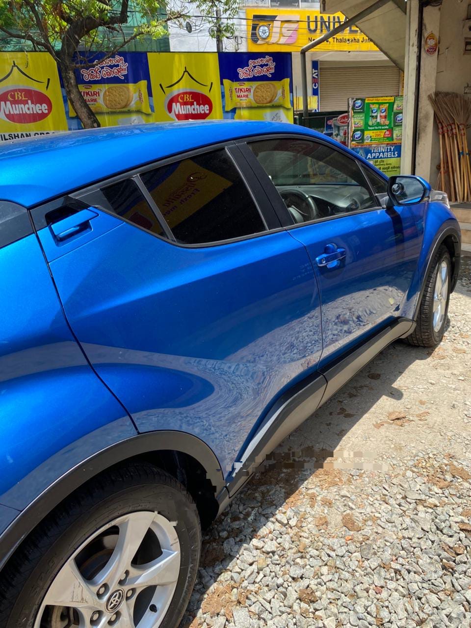 Honda CH R 2017 - භාවිතා කරන ලද SUV රථය sale in Sri Lanka - patpat.lk