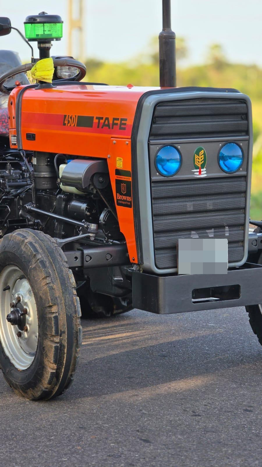 TAFE Tractor 2021 - பயன்படுத்தப்பட்டது நிலம் sale in Sri Lanka - patpat.lk