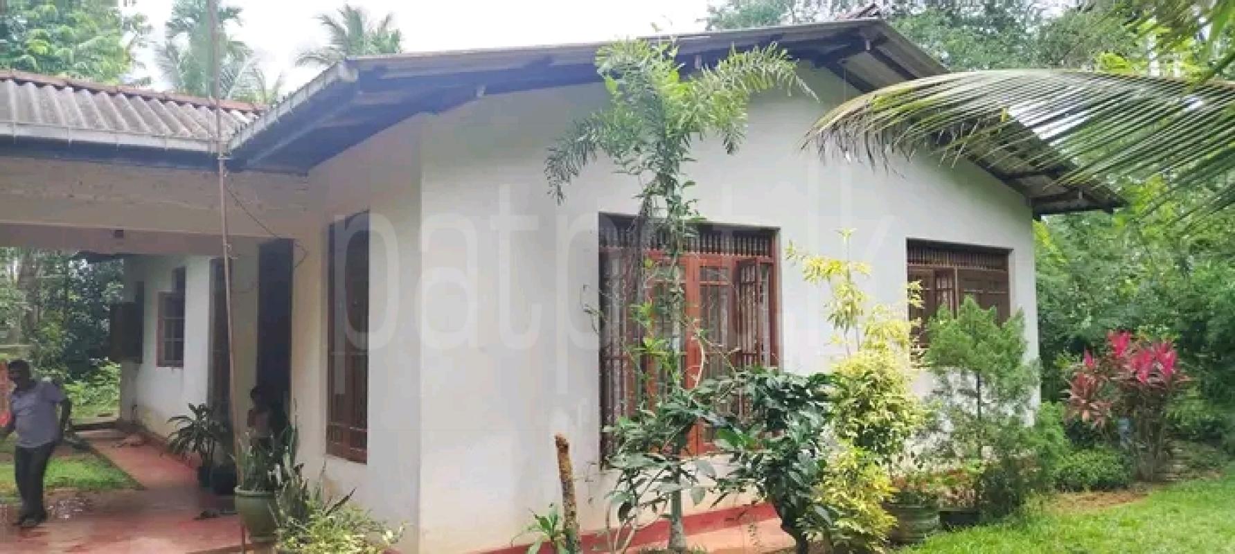 House for Sale in Veyangoda