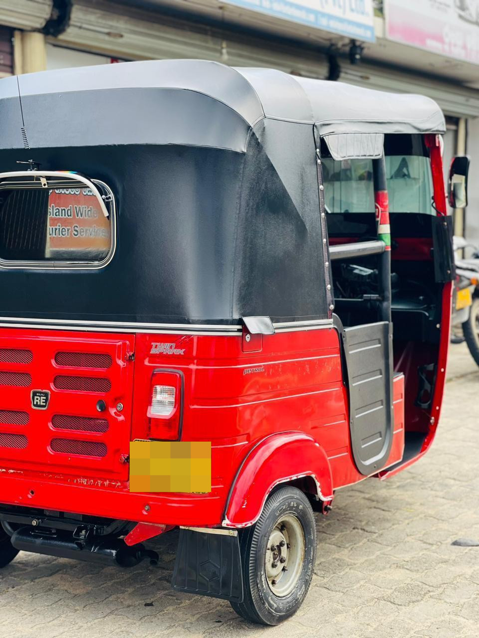 Bajaj Three Wheel 2018 - Used Three wheeler sale in Sri Lanka - patpat.lk