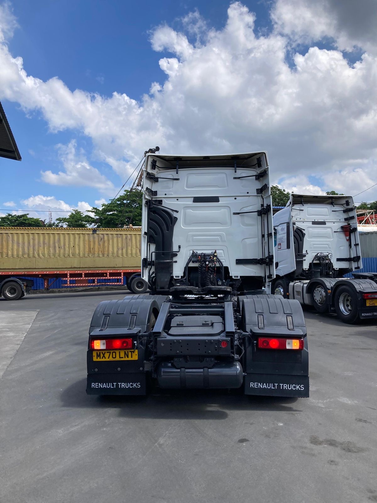 Renault T-Range 2020 - Reconditioned Truck sale in Sri Lanka - patpat.lk