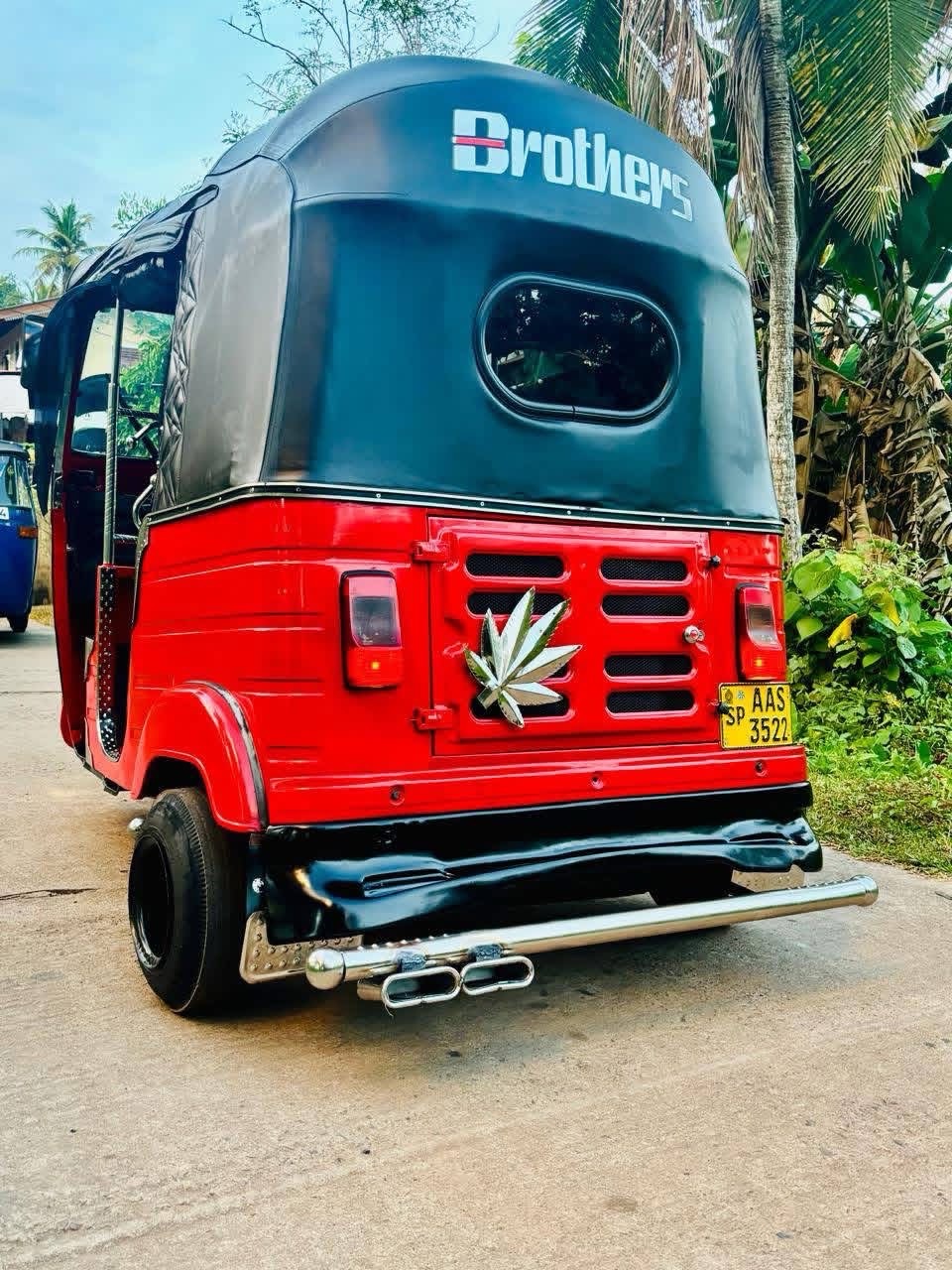 Advertisement image 4