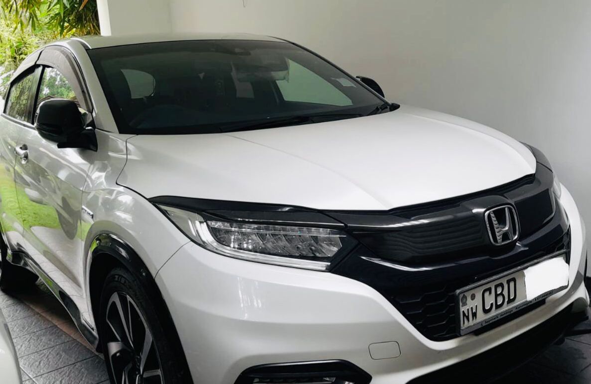 Honda Vezel 2018 - பயன்படுத்தப்பட்டது SUV sale in Sri Lanka - patpat.lk