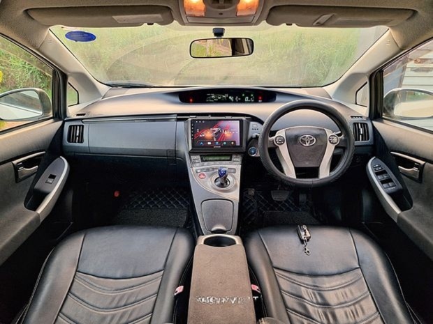 Toyota Prius 2012 - பயன்படுத்தப்பட்டது கார் sale in Sri Lanka - patpat.lk
