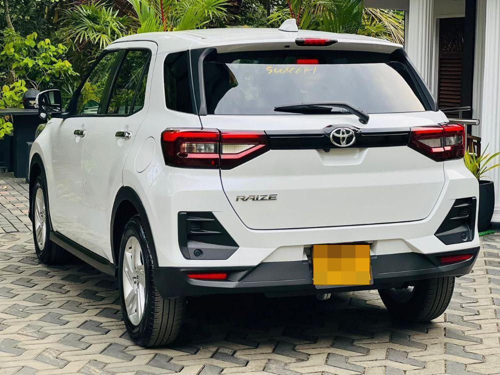 Toyota Raize 2024 - பயன்படுத்தப்பட்டது SUV sale in Sri Lanka - patpat.lk