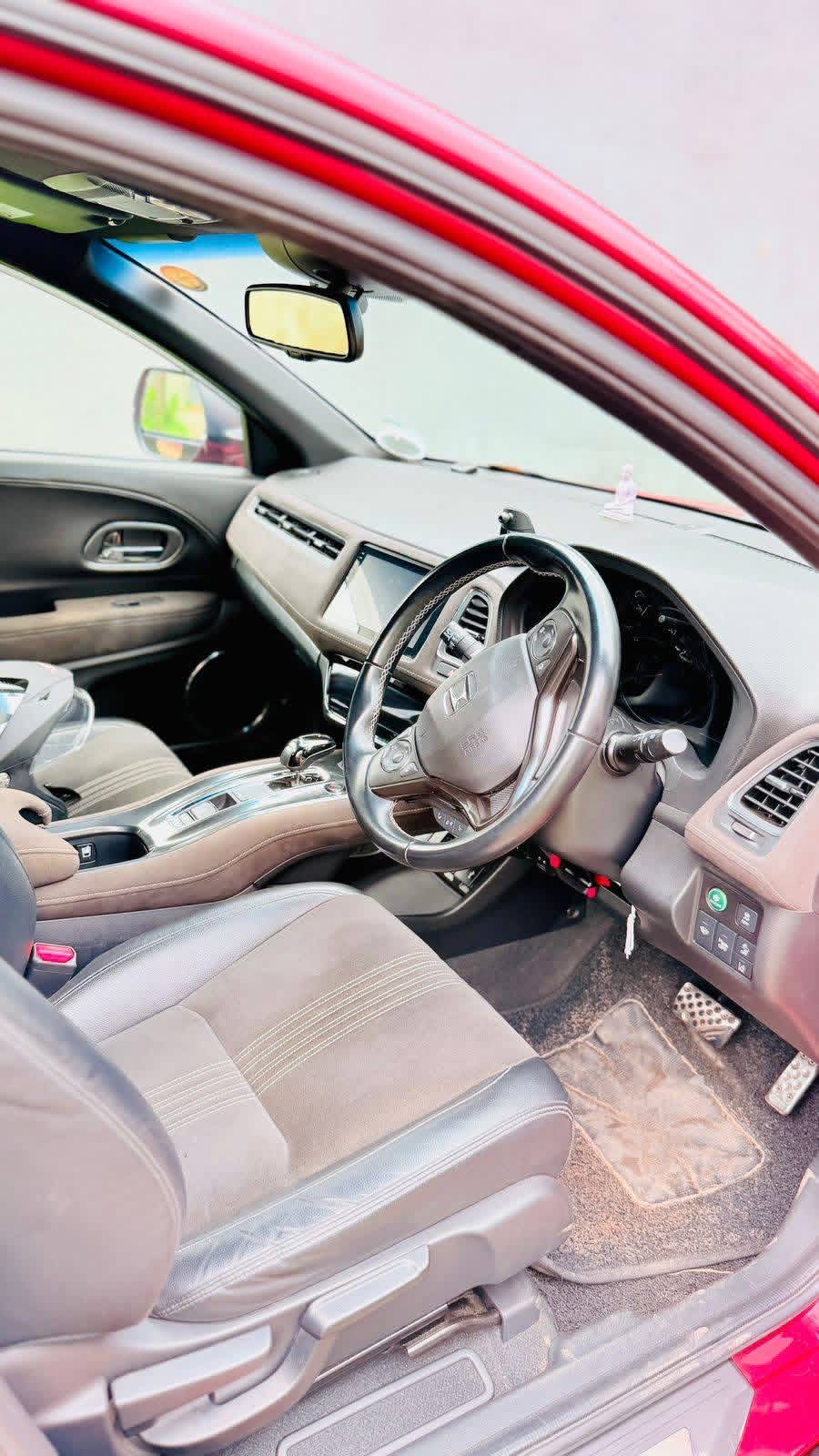 Honda Vezel 2018 - பயன்படுத்தப்பட்டது SUV sale in Sri Lanka - patpat.lk
