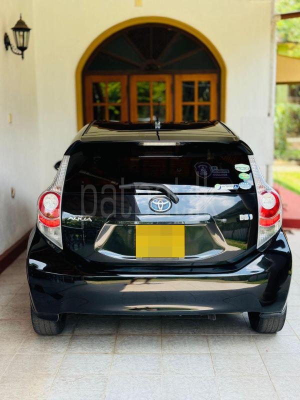Toyota Aqua 2013 - Reconditioned Car sale in Sri Lanka - patpat.lk