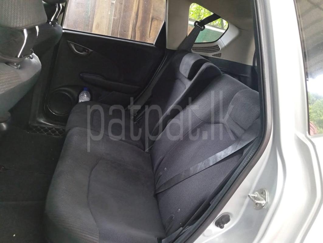 Honda Fit 2015 - භාවිතා කරන ලද කාර් sale in Sri Lanka - patpat.lk