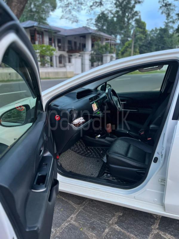 Advertisement image 3