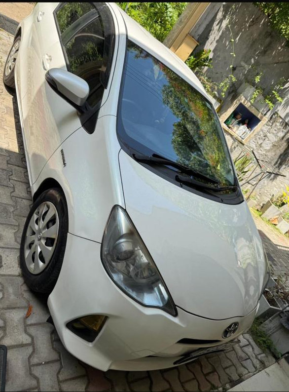 Toyota Aqua 2014 - Used Car sale in Sri Lanka - patpat.lk