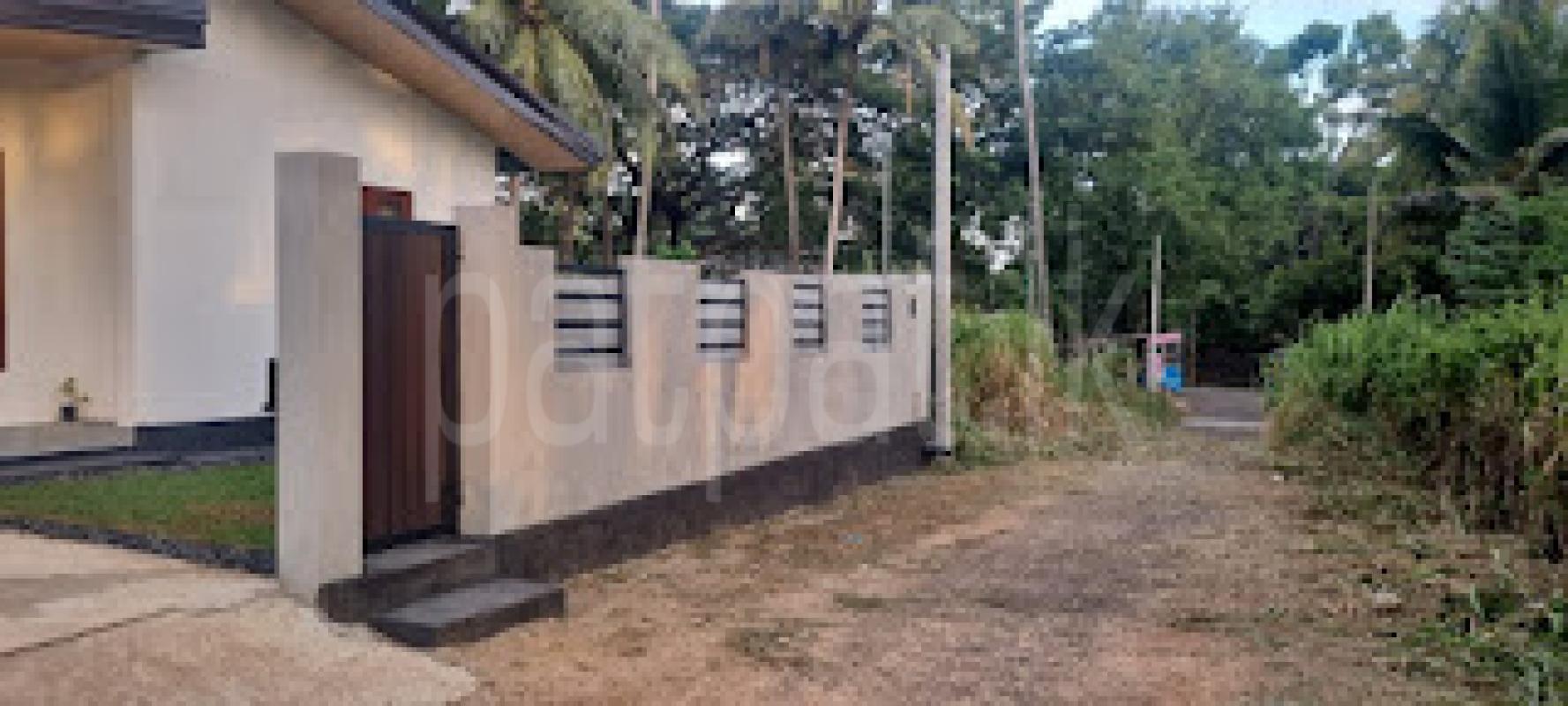 Residential Land for Sale in Dambadeniya ads-image-1