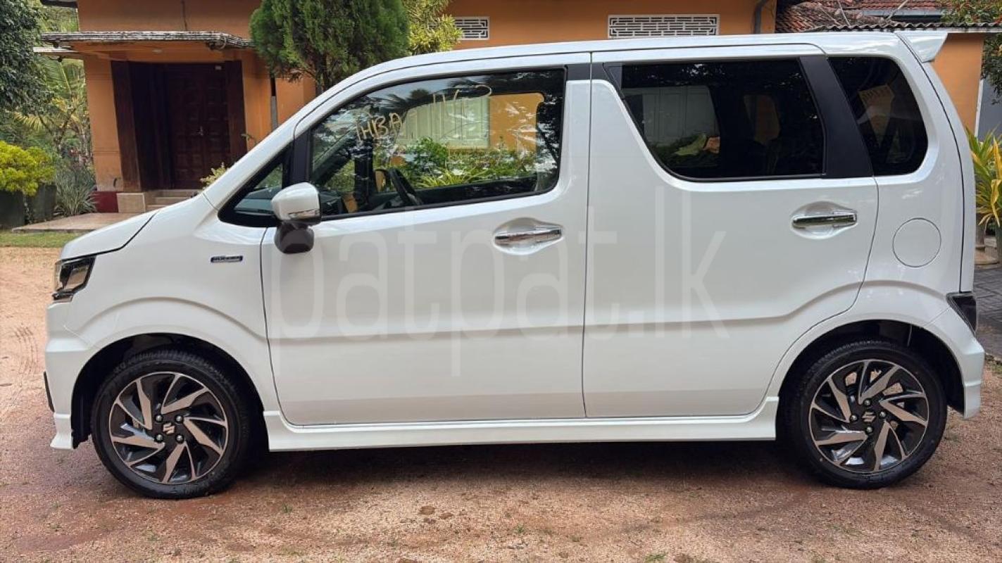 Advertisement image 6