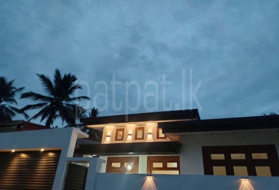 House for Sale in Homagama ads-image-1