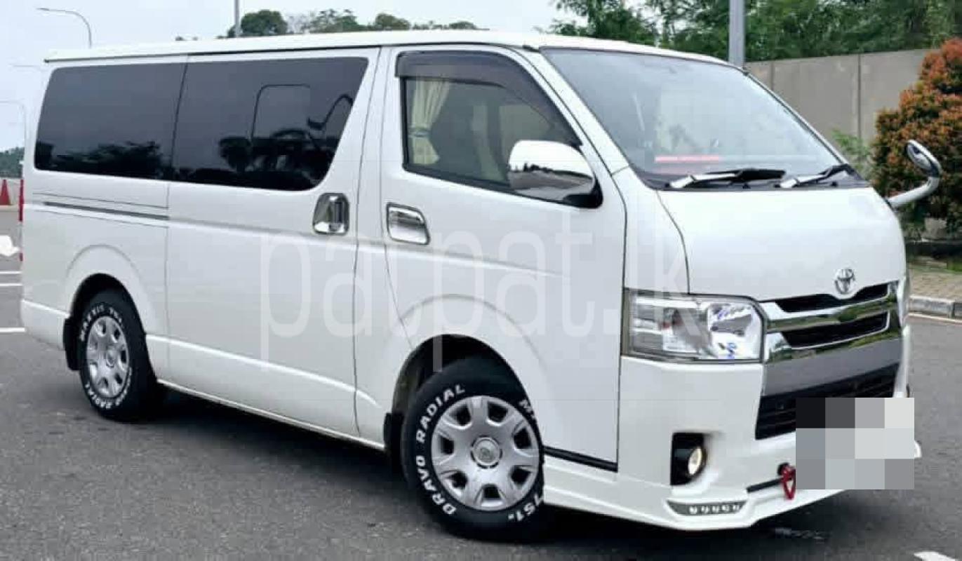 Toyota Hiace 2015 - பயன்படுத்தப்பட்டது வேன் sale in Sri Lanka - patpat.lk