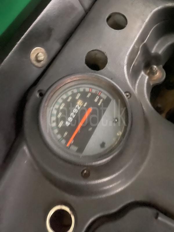 Bajaj Three Wheel 2015 - பயன்படுத்தப்பட்டது முச்சக்கர வண்டி sale in Sri Lanka - patpat.lk