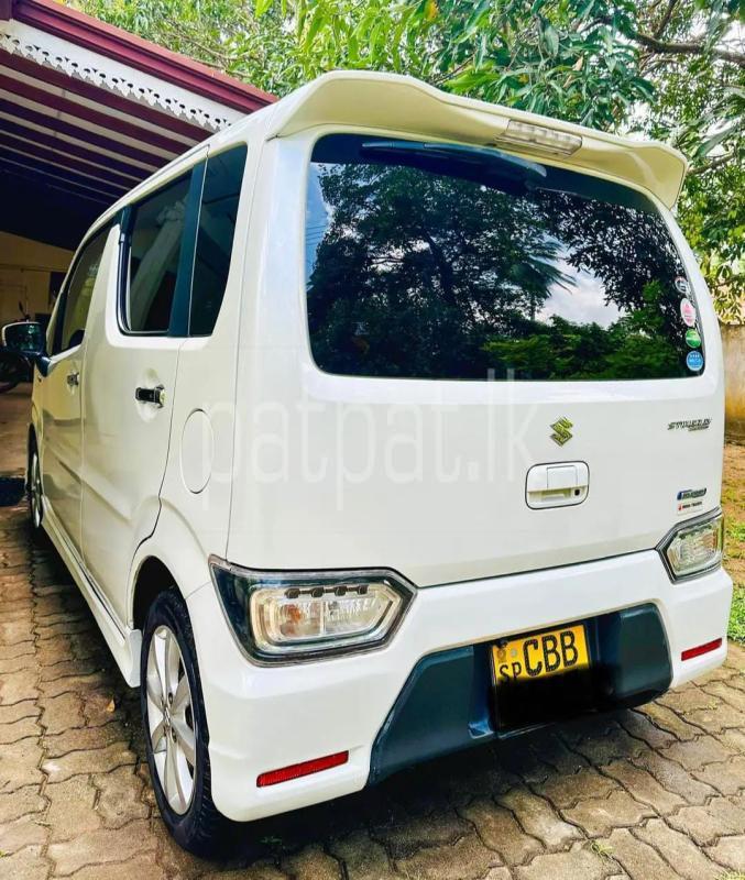 Advertisement image 3