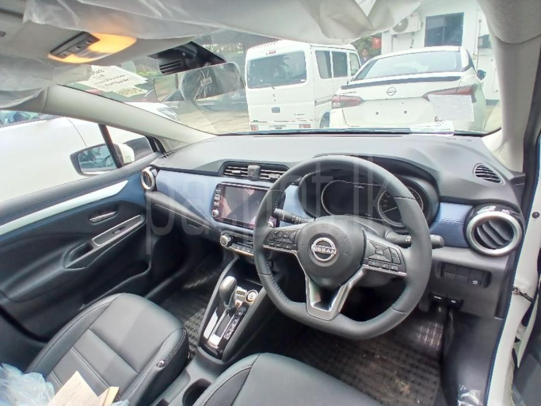 Advertisement image 4