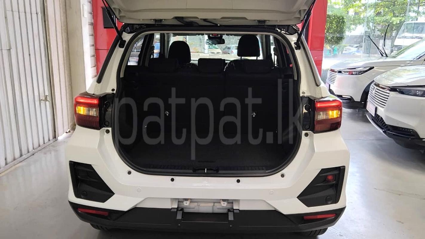 Toyota Raize 2025 - சான்றளிக்கப்பட்டது SUV sale in Sri Lanka - patpat.lk