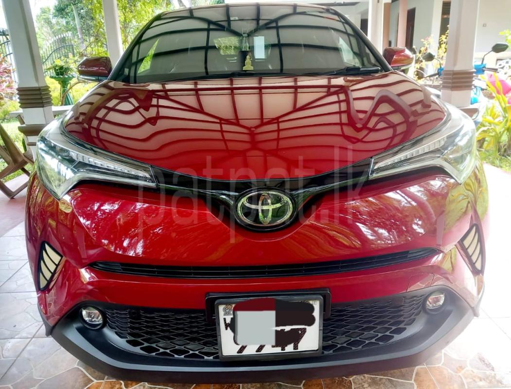 Toyota CHR 2018 - பயன்படுத்தப்பட்டது SUV sale in Sri Lanka - patpat.lk