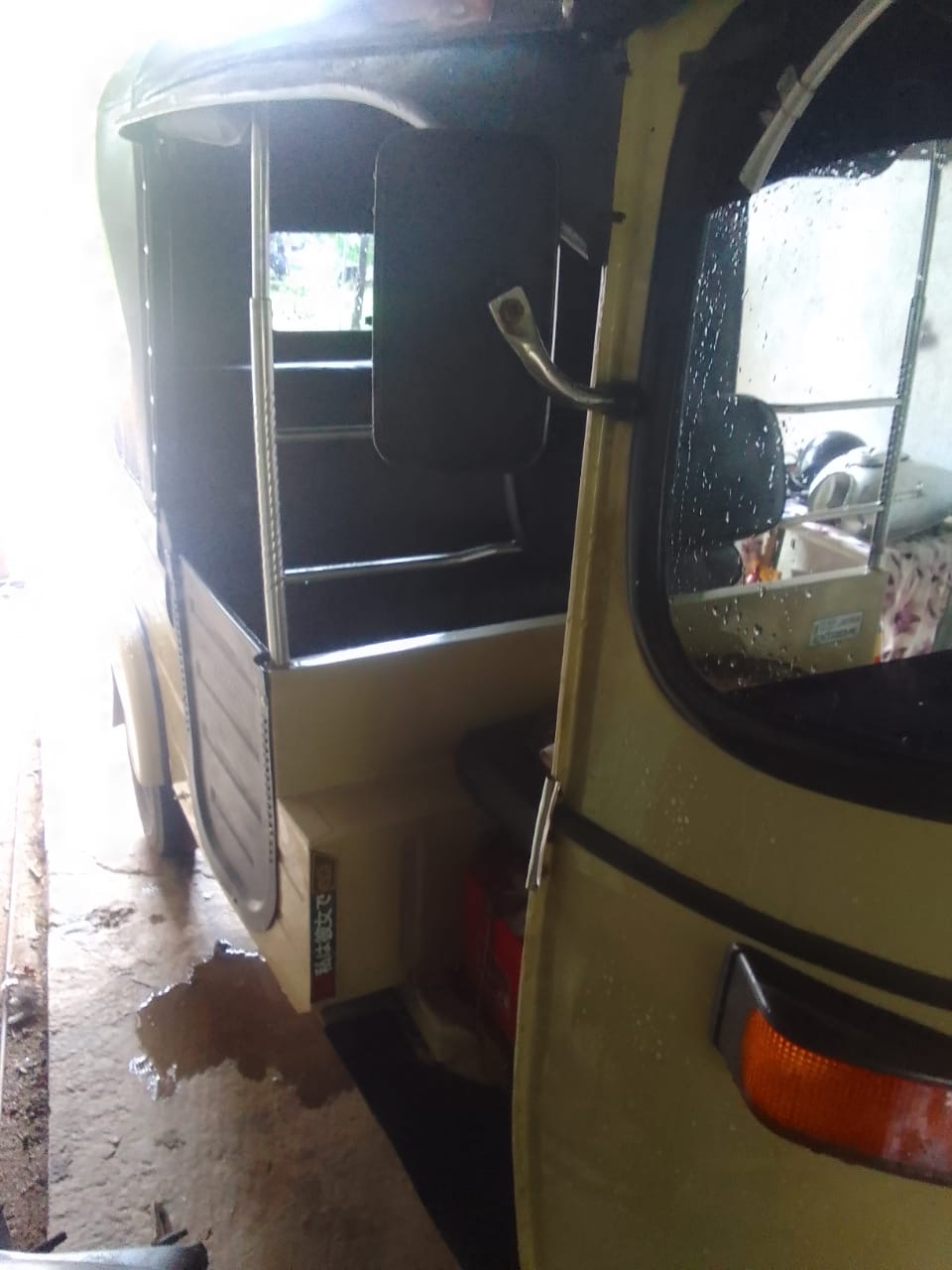 Bajaj Three Wheel 2007 - භාවිතා කරන ලද ත්‍රිරෝද රථය sale in Sri Lanka - patpat.lk