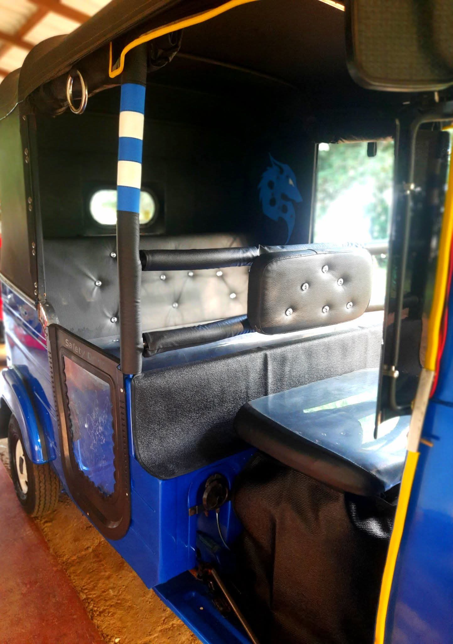 Bajaj Three Wheel 2013 - பயன்படுத்தப்பட்டது முச்சக்கர வண்டி sale in Sri Lanka - patpat.lk