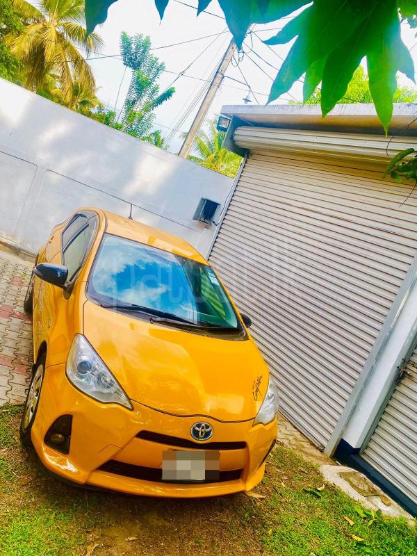 Toyota Aqua 2014 - Used Car sale in Sri Lanka - patpat.lk