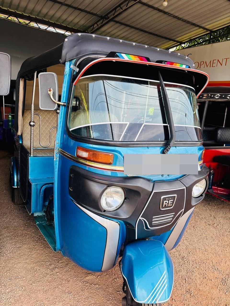 Bajaj Three Wheel 2014 - பயன்படுத்தப்பட்டது முச்சக்கர வண்டி sale in Sri Lanka - patpat.lk