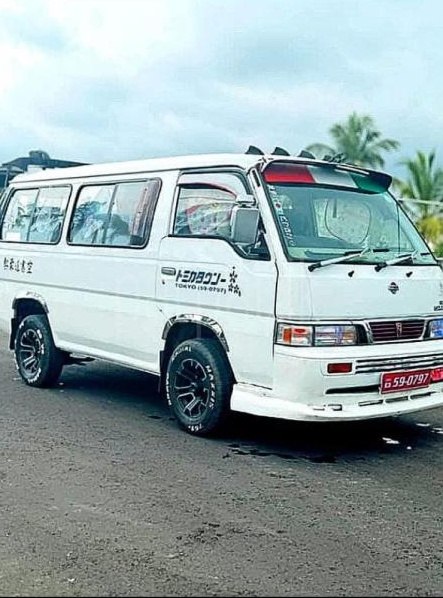 Nissan Caravan 1995 - பயன்படுத்தப்பட்டது வேன் sale in Sri Lanka - patpat.lk