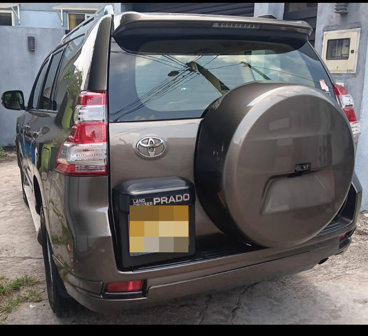 Toyota PRADO 2015 - பயன்படுத்தப்பட்டது SUV sale in Sri Lanka - patpat.lk
