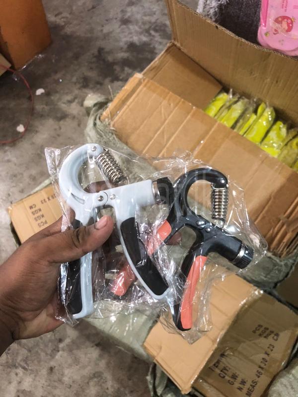 Adjustable Hand Grip Strengthener (10kg - 40kg) – Brand New