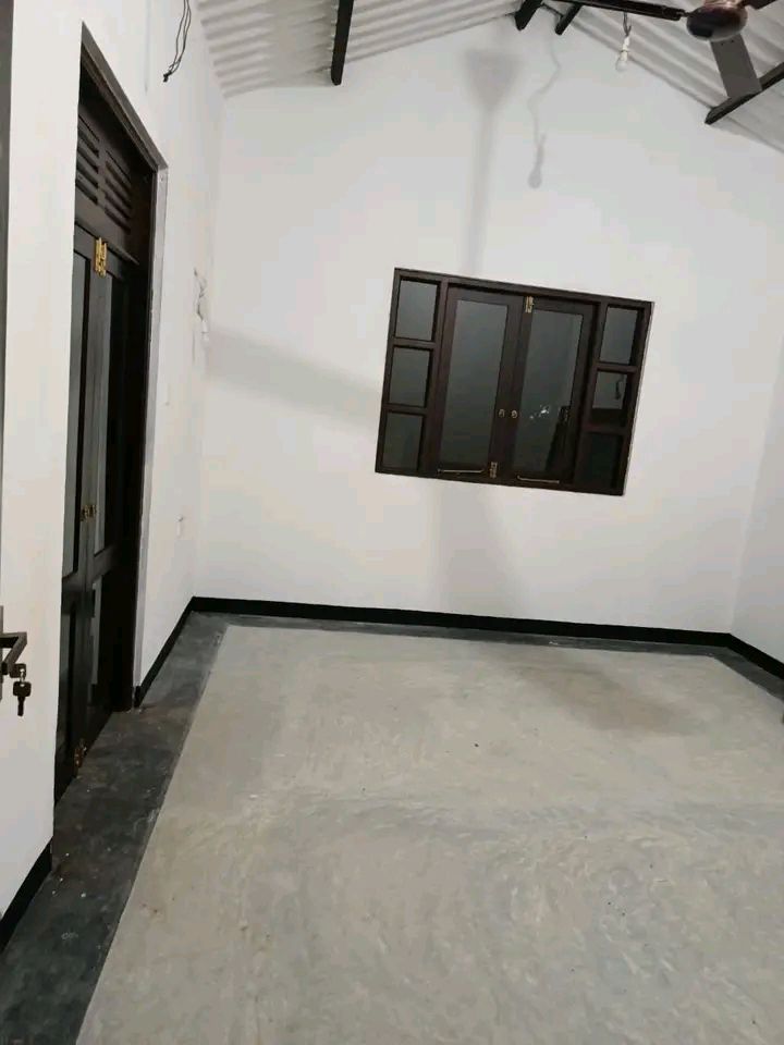 House for Sale in Athurugiriya