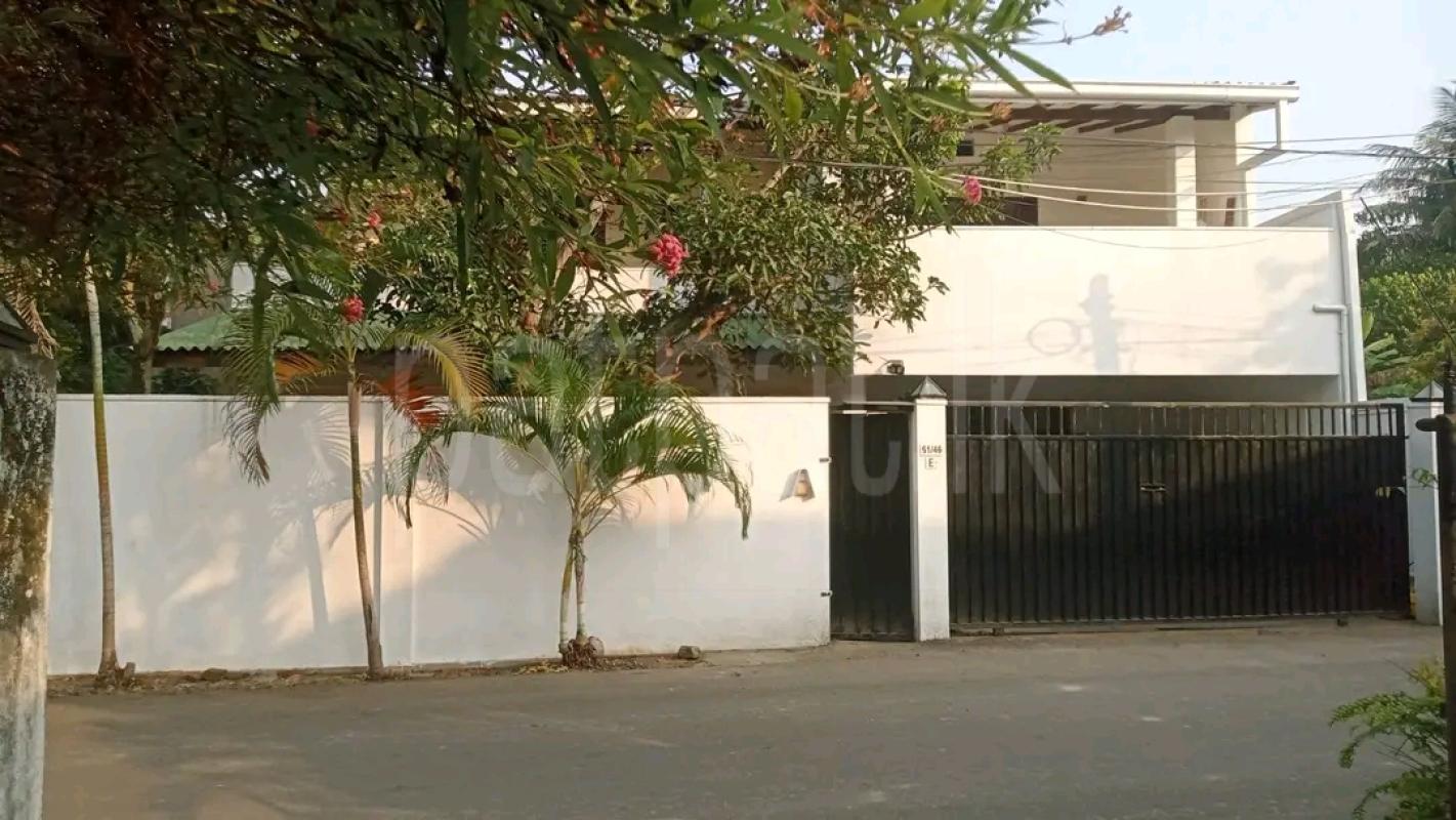 House for Sale in Boralesgamuwa