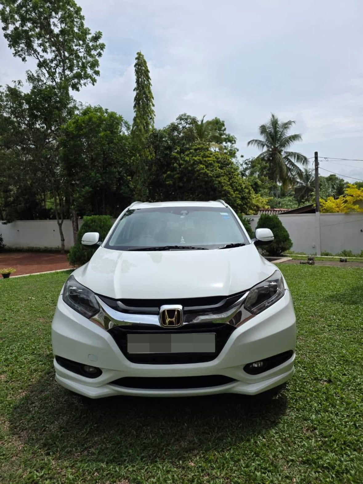 Honda Vezel 2014 ads-image-1