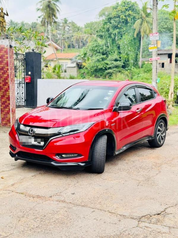 Honda Vezel 2017 - பயன்படுத்தப்பட்டது SUV sale in Sri Lanka - patpat.lk