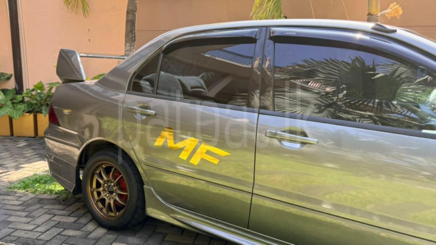 Advertisement image 3