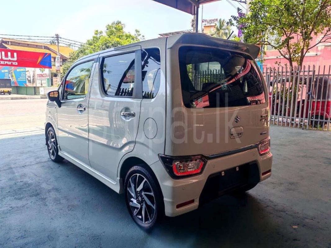 Advertisement image 4