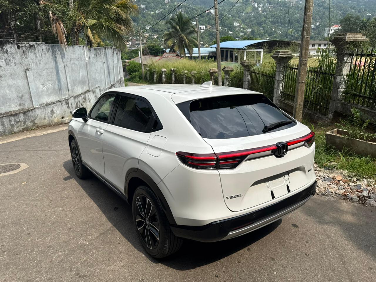 Honda Vezel 2026 - Used SUV sale in Sri Lanka - patpat.lk