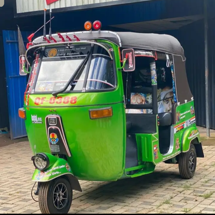 Bajaj 2 stroke 2006 - Used Three wheeler sale in Sri Lanka - patpat.lk
