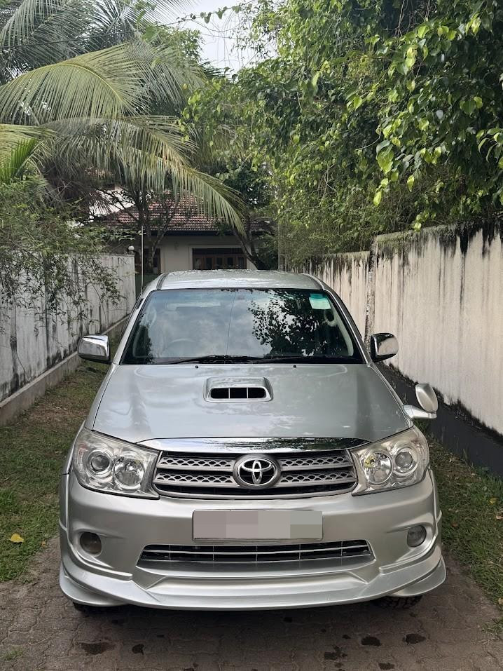 Toyota Hilux 2009 - Used Pick-up  sale in Sri Lanka - patpat.lk