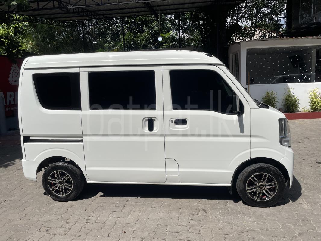 Advertisement image 3