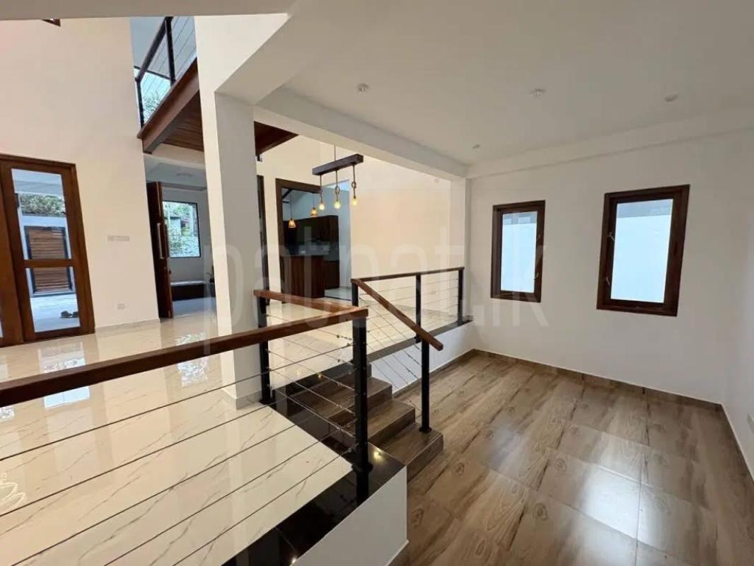 House for Sale in Piliyandala