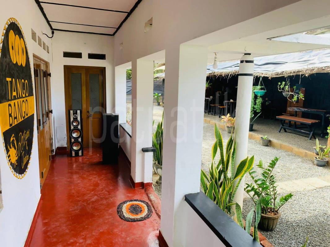 Restaurant for Sale in Tangalla