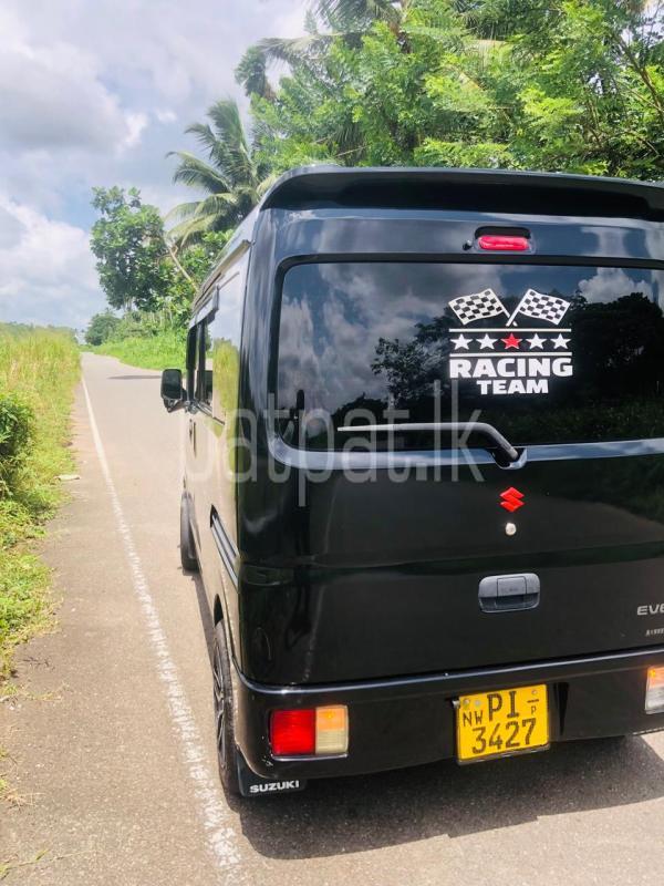 Advertisement image 6