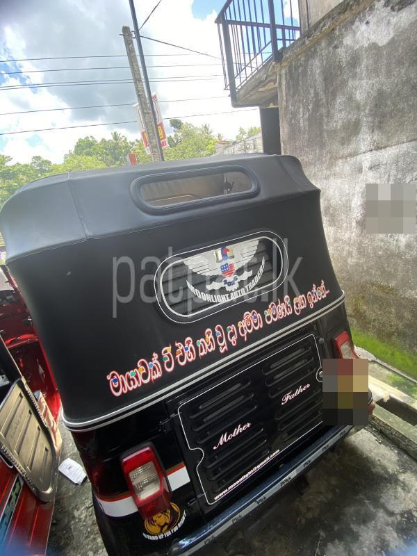 Bajaj Three Wheel 2012 - භාවිතා කරන ලද ත්‍රිරෝද රථය sale in Sri Lanka - patpat.lk