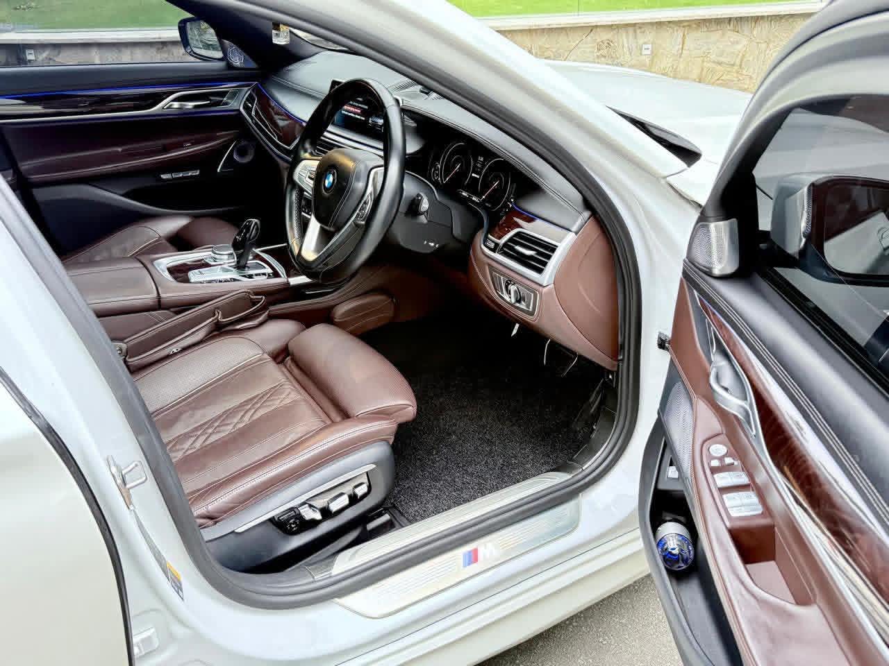 BMW 740Le 2016 - Used Car sale in Sri Lanka - patpat.lk