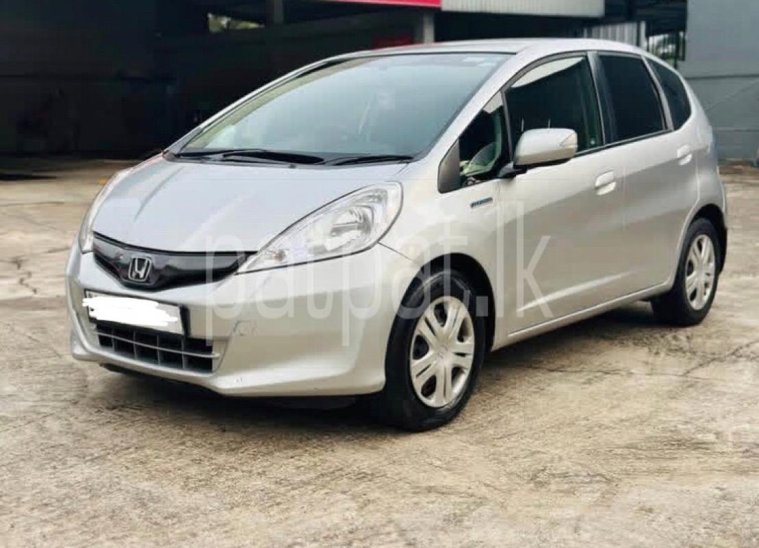 Advertisement image 3