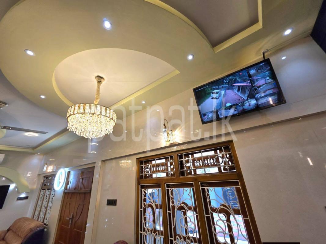 Advertisement image 6